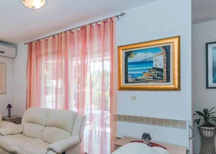 펜션 Zsa Zsa 스리마