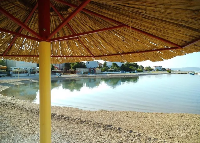 Zsa Zsa Vikendica Srima